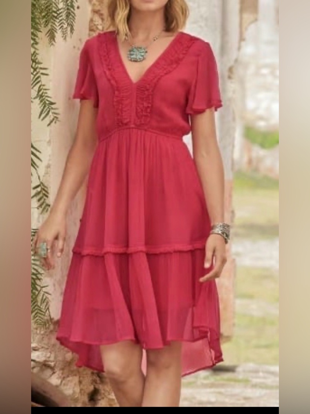 Sundance Midi Dress Pink Crinkle
Tiered Deep V Romantic Cottagecore
Ruffles Sz S